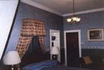 9town_house_rm3.jpg 9.51k