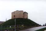 9cliffords_tower.jpg 7.92k
